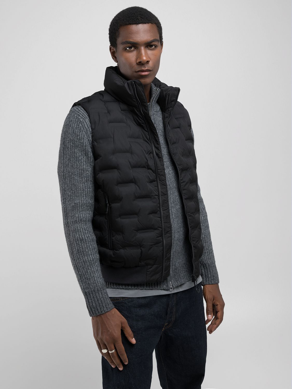 リサイクルポリECOダウンベスト 詳細画像 ブラック 3